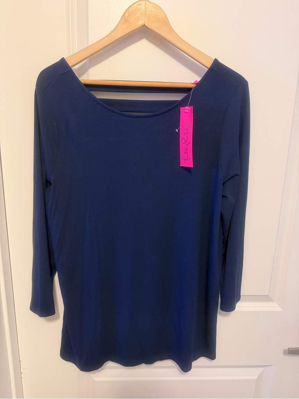 Lilly Pulitzer Ophelia top. Navy NWT